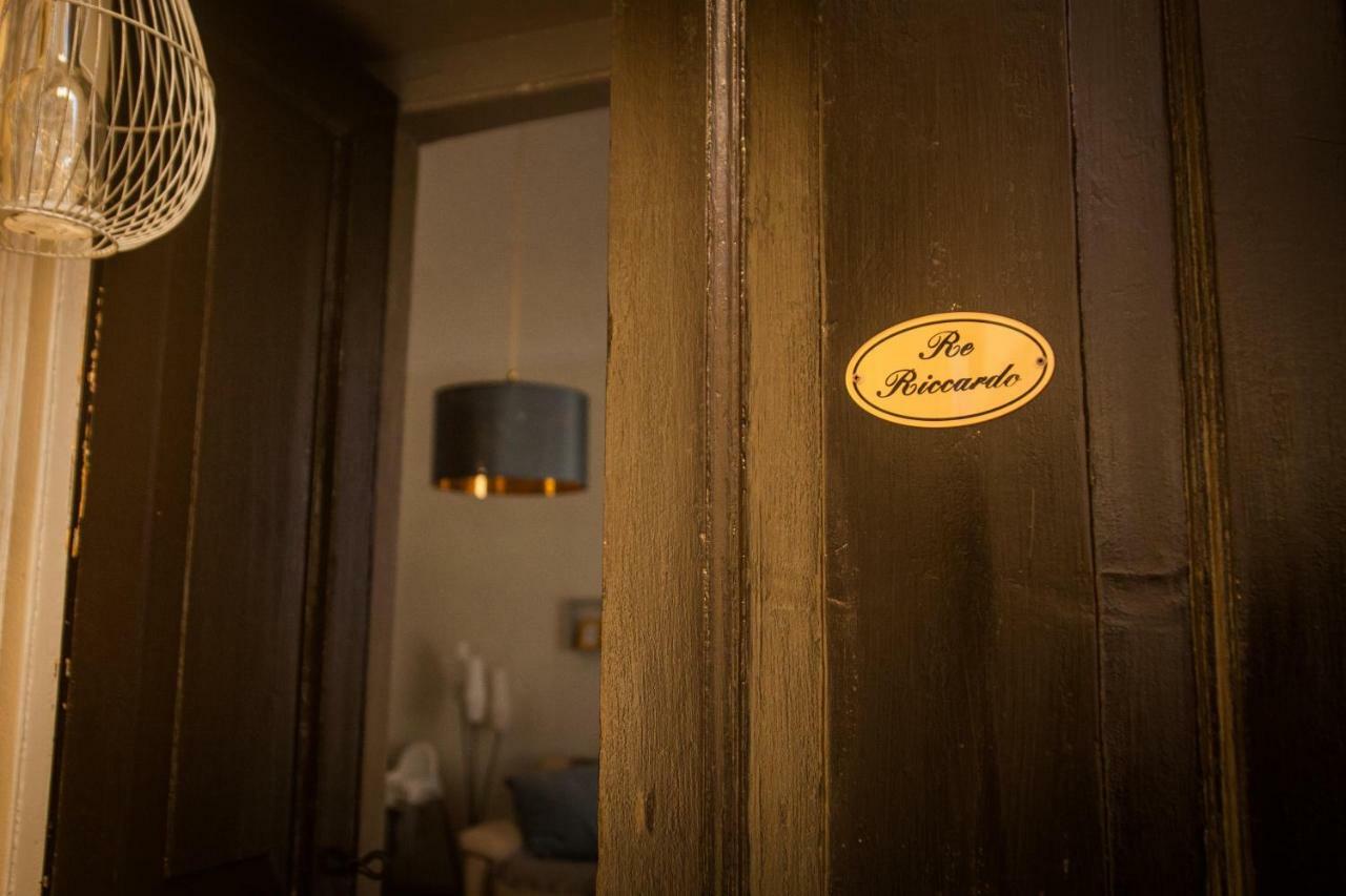 Suite Re Riccardo Caserta Exteriér fotografie