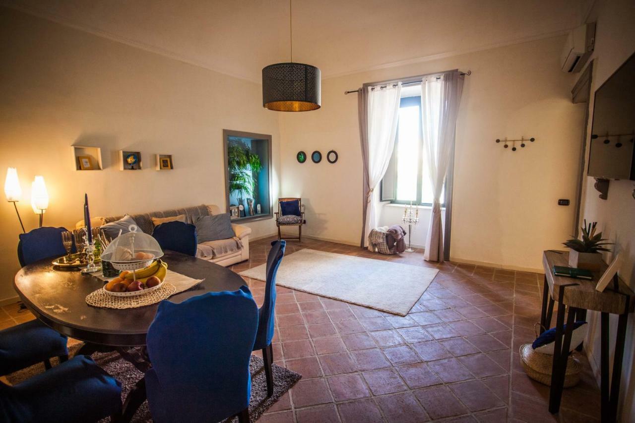 Suite Re Riccardo Caserta Exteriér fotografie